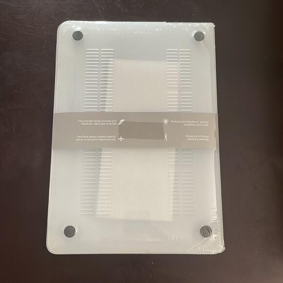 MacBook Air 13” blue watercolor design hardshell case - Picture 2 of 3